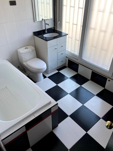 Casa Cómoda En Barrio Matta Sur