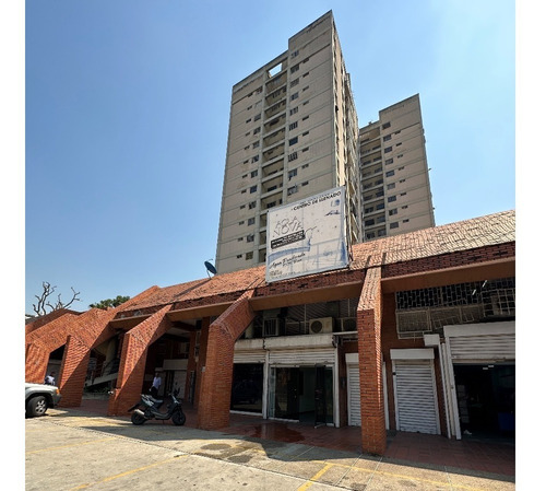 Venta De Local Comercial En Avenida Los Ilustres, Los Simbolos