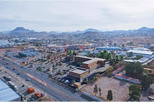 Local En Renta De 75.60 M2 En $29,106 En Plaza Pastizal En La Unión Ganadera De Chihuahua Km 8.5...