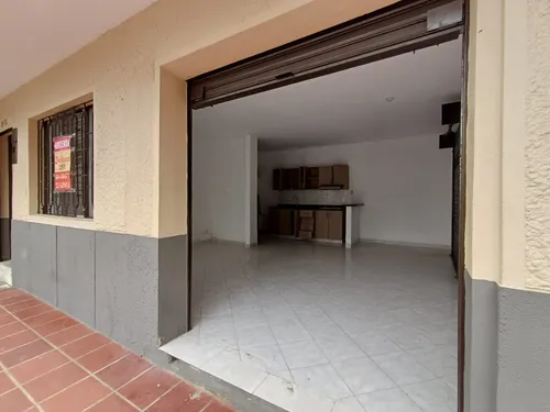 Casa En Venta En Guayabal. Cod V12686