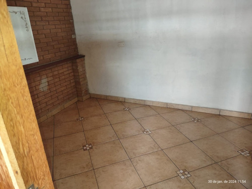 Casa Com 250 M² Com 4 Dorms Sendo 1 Suíte E 5 Banheiros Cz Americana E 2 Vgs Cobertas -jaçanã