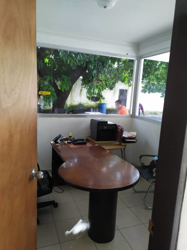 Imagen 4 de 11 de Terreno Comercial En Venta,( A Pie De Autopista) Los Caobos, Carabobo