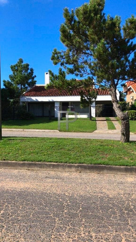 Imagen 1 de 13 de Casa En Venta Punta Del Este 4 Dorm, 1100 M2 #1658