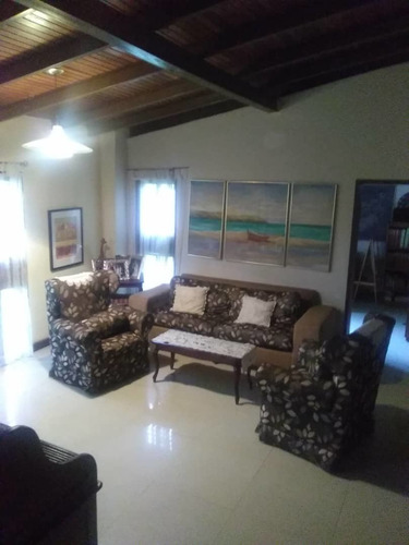 Imagen 4 de 11 de Oportunidad Se Vende Exclusiva Casa 1 Planta Altos Guataparo