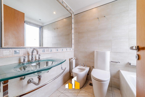 Imagen 18 de 29 de Importante Casa En Venta-lomas De La Carolina