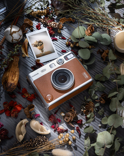 Cámara Instax Mini Evo Brown Instant