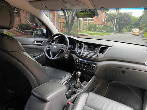 Imagen 2 de 7 de Vendemos Hyundai New Tucson Limited 2.000 C.c. Mecánica
