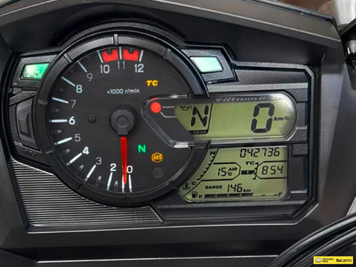 Suzuki V-strom 650xt