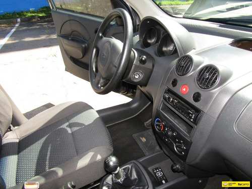 Chevrolet Aveo 1.5 Family