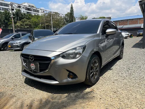 Mazda 2 Touring Mt