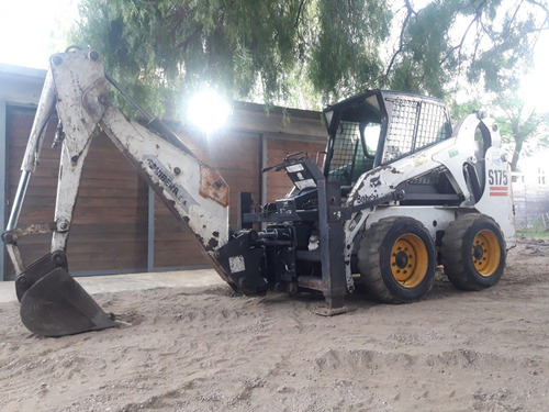 Imagen 6 de 9 de Bobcat Con Chofer Y Accesorios