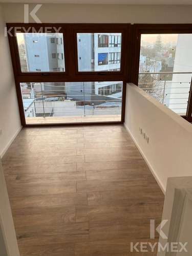 Imagen 15 de 30 de Loft ( Departamento - Duplex)- Calle 38 Entre 6 Y Plaza Olazabal- La Plata