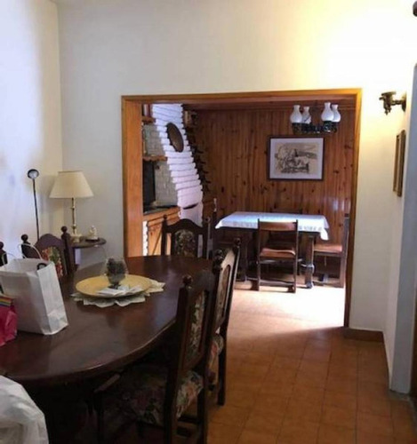Imagen 7 de 29 de En Venta. Amplia Casa 4 Dorm, Patio Con Quincho Y 2 Cocheras