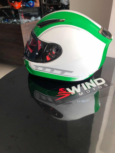Imagem 3 de 4 de Capacete Mt Revenge Fechado