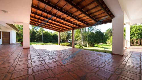Mansion En El Golf