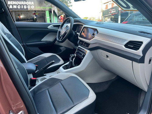 Volkswagen T-Cross 1.4 250 TSI TOTAL FLEX HIGHLINE AUTOMÁTICO