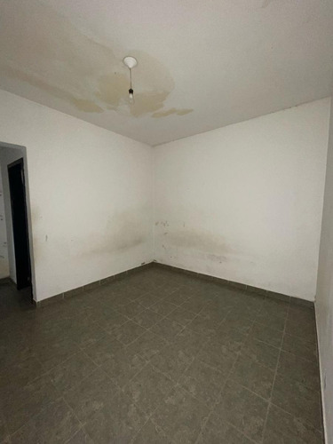 Departamento 2 Ambientes En Alquiler Lujan Saavedra Al 814
