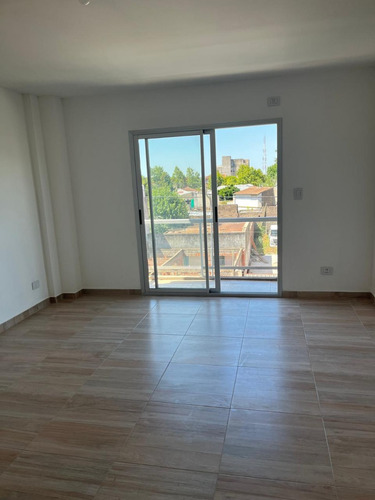 Se Vende Amplio Mono Ambiente En San Miguel