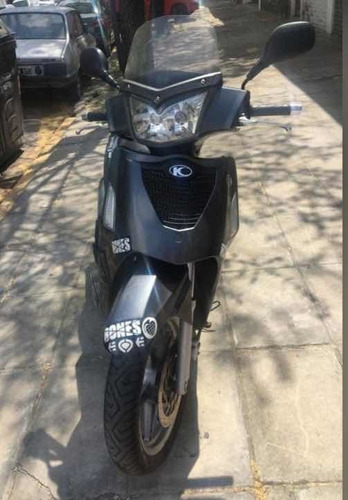 Kymco 200s People