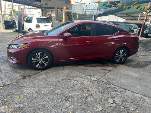 Nissan Sentra 1.8 Advance Cvt