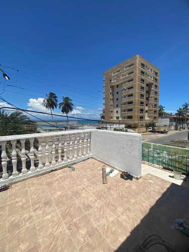 Edificio En Venta Mas 4 Apartamentos
