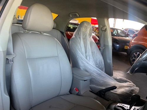 Toyota Corolla 1.6 16v Xli Aut. 4p