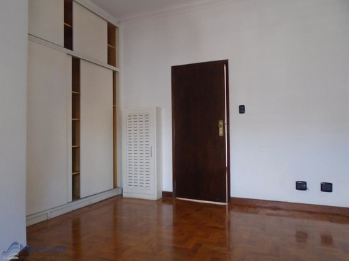 Apartamento, Prédio Misto, 01 Dormitório, A 200 Metros Metrô República, Vdto. 09 De Julho-centro. - Md830