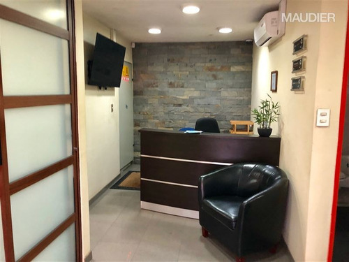 Se Arrienda Oficina En Calle Pablo Neruda - Temuco