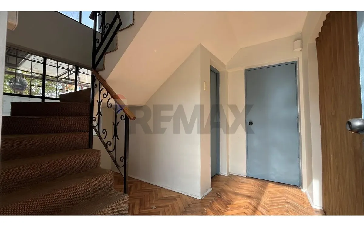 Imagen 4 de 28 de Amplia Casa + Dpto En Macul: Vivienda O Negocio