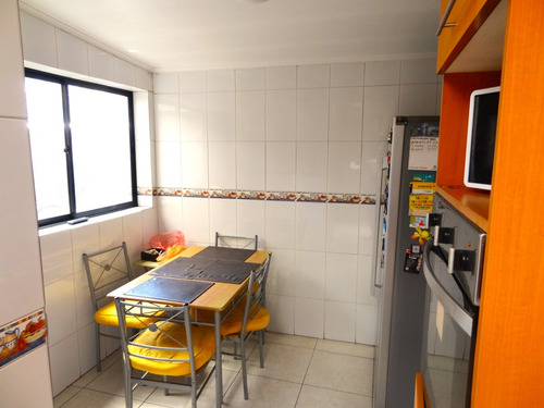 Casa De 3d 2b De 122 Mt2 Emplazada En 303 Mts De Terreno