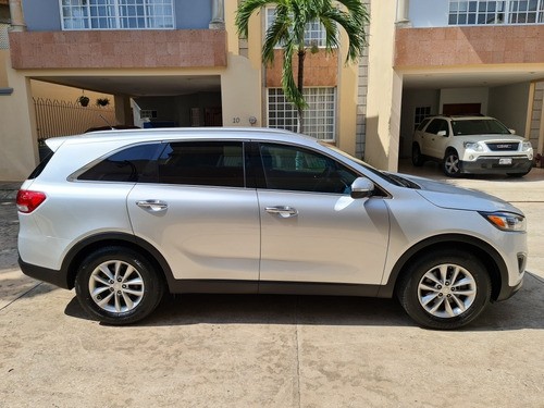 Imagen 4 de 15 de Kia Sorento 2018 2.4 Lx At