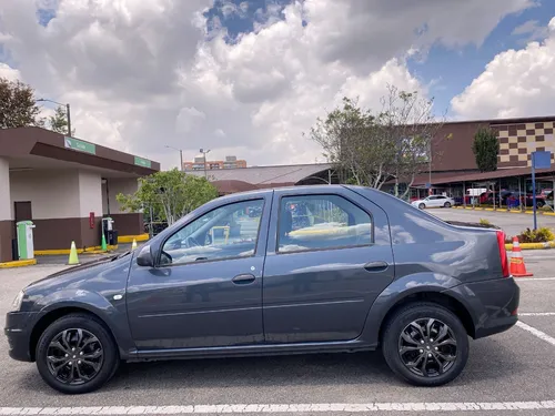 Renault Logan Familier 1-4 Mt 2014