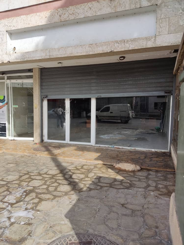 Local En Venta Ave Bolivar Porlamar