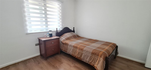 Parcela En Venta De 6 Dorm. En Colina / Lo Pinto
