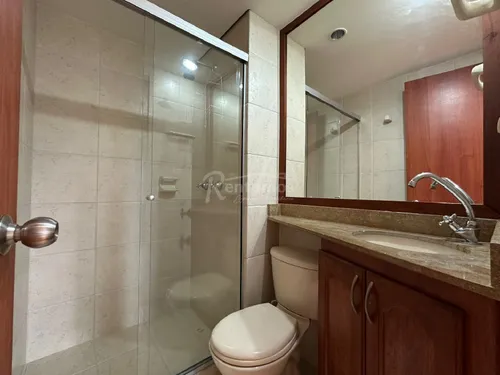 Apartamento En Venta En Los Balsos. Cod V776098