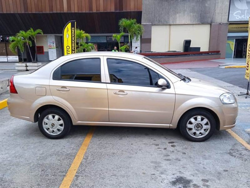 Imagen 8 de 18 de Chevrolet Aveo Lt