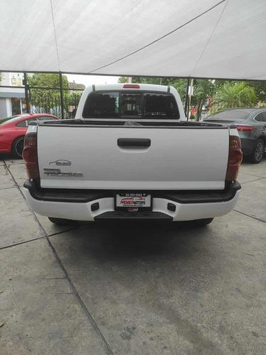 Imagen 3 de 11 de Toyota Tacoma 4 Cil Automática 4x2
