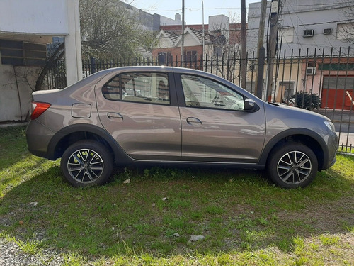 Renault Logan 1.6 16v Zen Tasa 9.9% En 18 Cuotas Fijas LG
