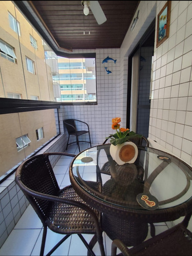 Mobiliado - 1 Dormitório Sacada Envidraçada- Prédio Com Elevador E Piscina