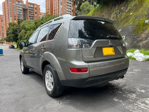 Mitsubishi Outlander 2.4