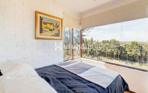 Alquiler Casa Cinco Dormitorios Balneario Buenos Aires Parrillero