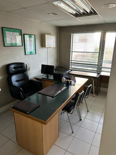 Excelentes Oficinas En Viña Del Mar Con 7 Privados Y 3 Baños