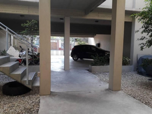Imagen 4 de 30 de Duplexs En Venta. En Block