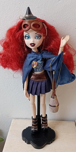 Muñeca Bratzillaz Meygana Broomstix Muy Completa (Usado)