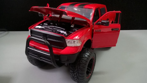 Camioneta De Platón  Ram 1500 Moster A Escala 1/24