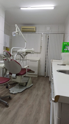 Estou Alugando Consultório Odontológico E Estética Em Moema Próximo A Estação Do Metro Eucaliptos Próximo Ao Shopping Ibirapuera.