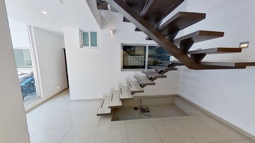 Venta De Edificio Para Oficinas Con Bodegas En Tlalnepantla