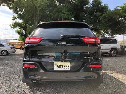 Imagen 3 de 9 de Jeep Cherokee Sport 4wd