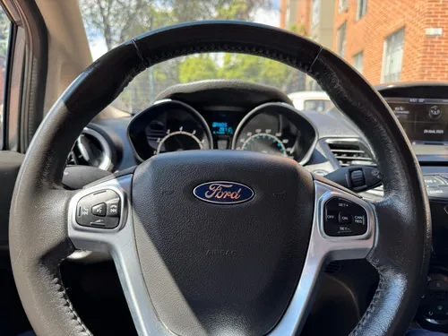 Ford Fiesta 1.6 Hatchback Titanium