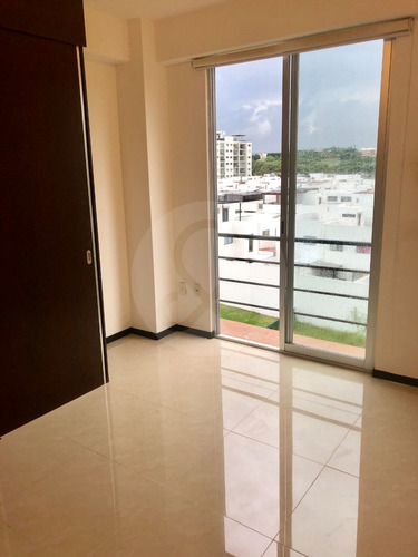 Departamento En Venta En Fraccionamiento Cañadas De San Lorenzo
